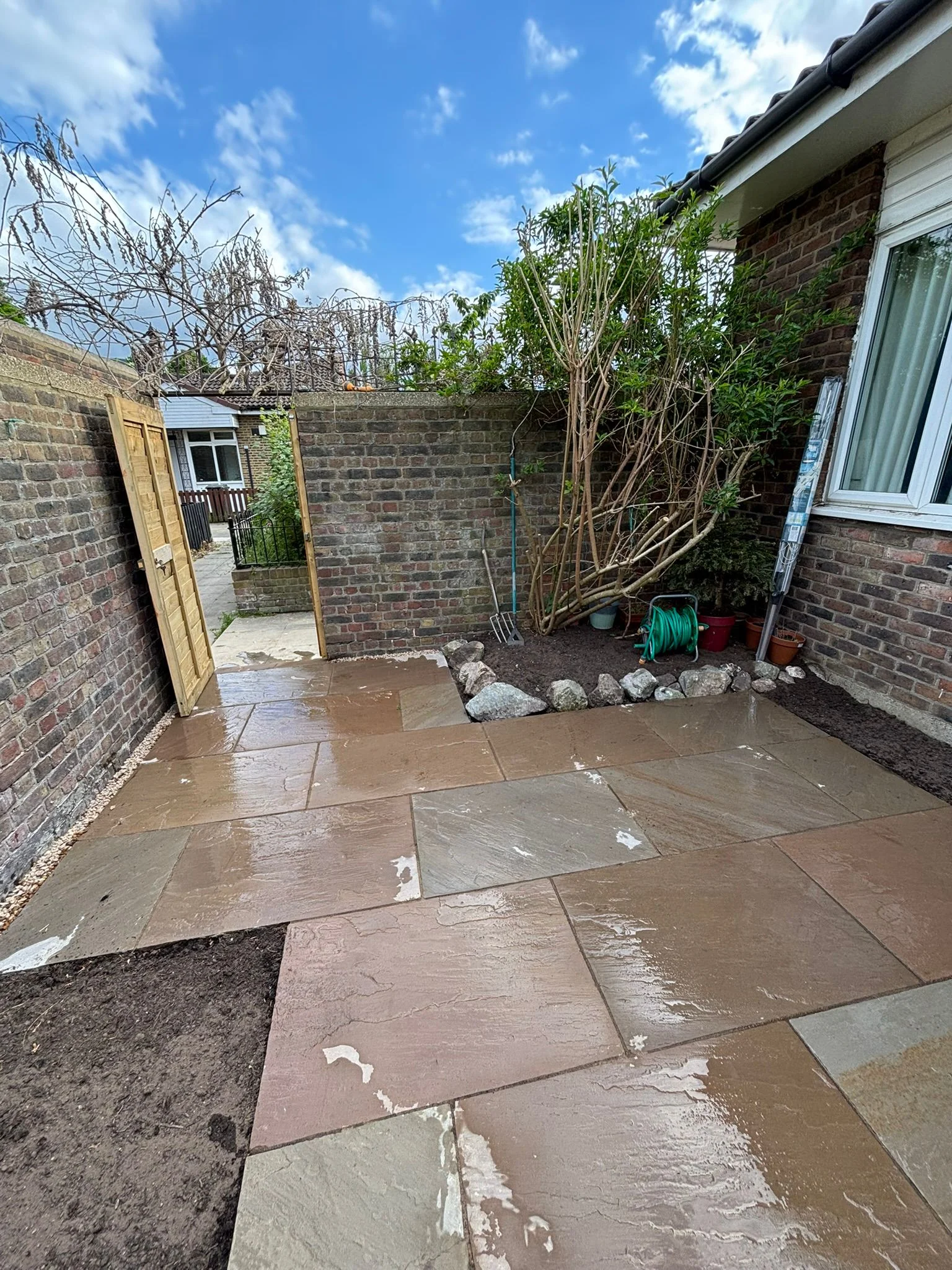 Patio & Fencing Transformation completed